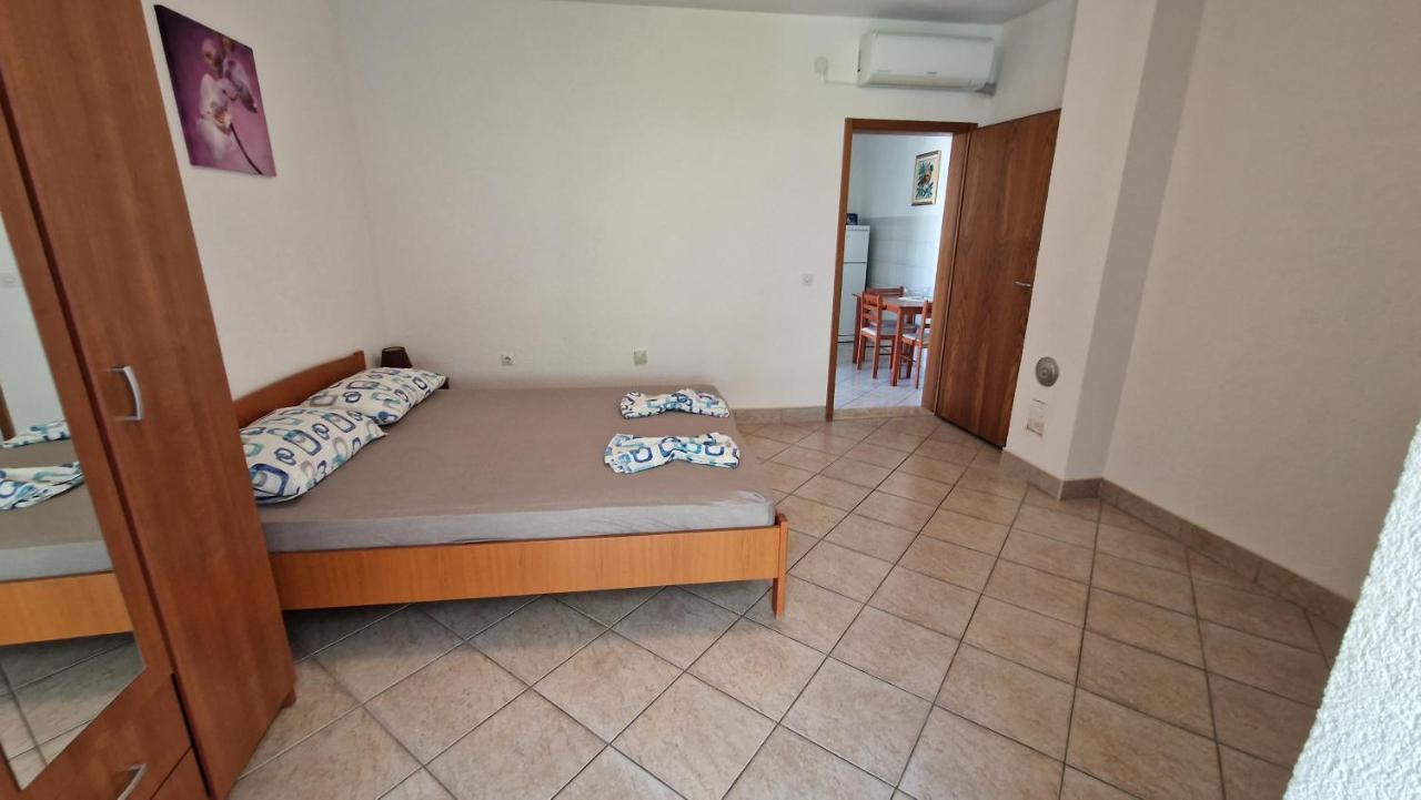 Apartments Alma Orebić Buitenkant foto