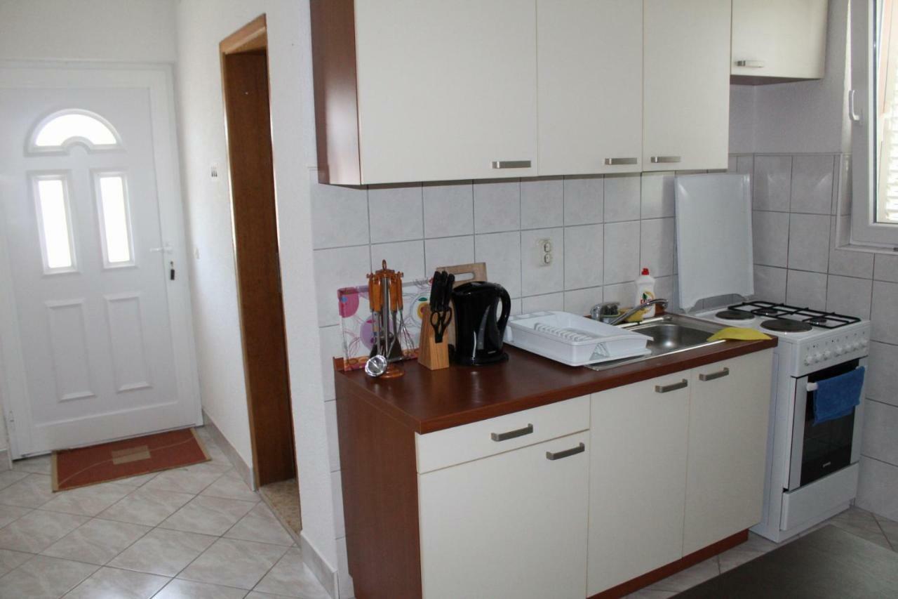 Apartments Alma Orebić Buitenkant foto